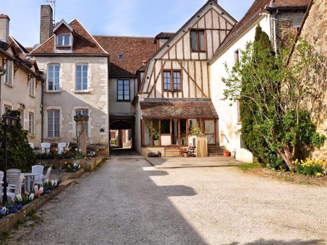 Logis Hotel - Le Relais Saint Vincent Ligny-le-Châtel Kültér fotó